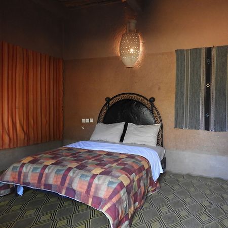Carrefour Des Nomades Hotel Oulad Driss Exterior foto