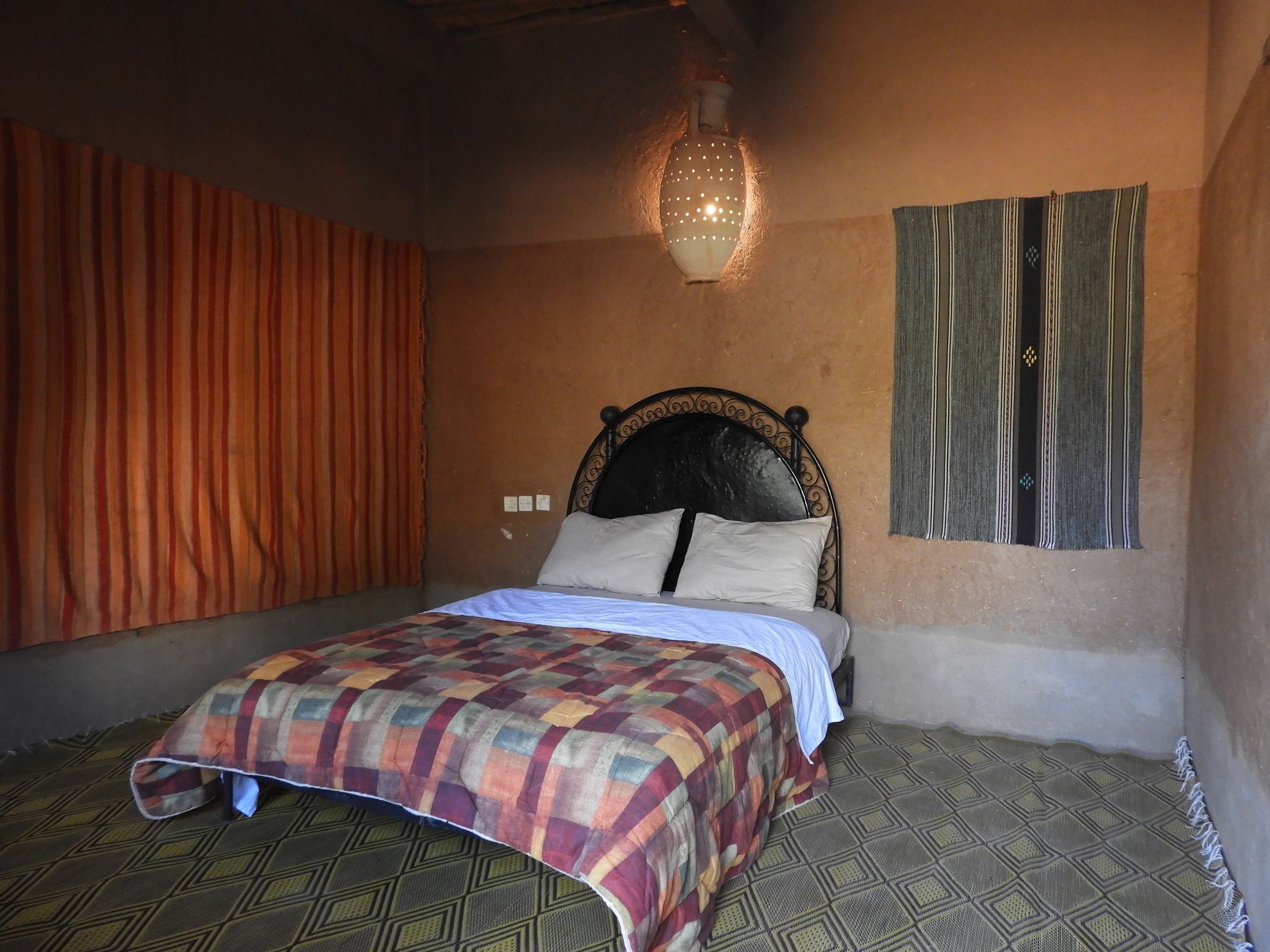 Carrefour Des Nomades Hotel Oulad Driss Exterior foto
